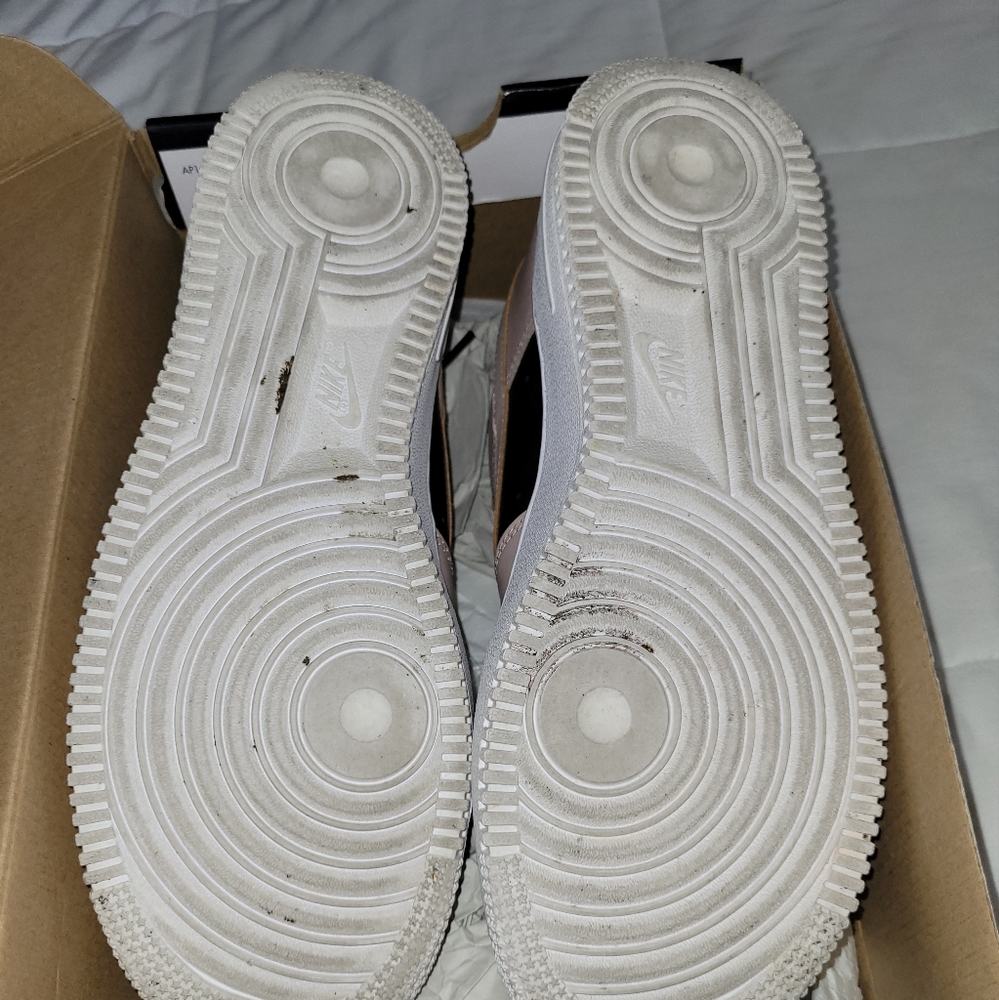 Air force 1 - Picture 3 of 3